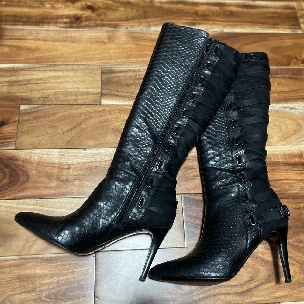 High heeled boots